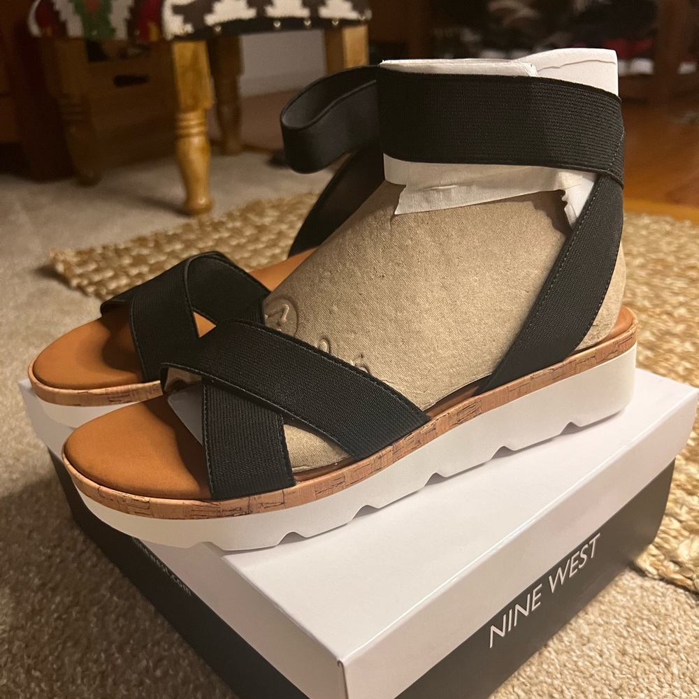 Brand new Nine West black fabric bounce sandal size 7.5